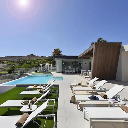 Holiday Maspalomas 4* San Bartolome de Tirajana (Gran Canaria)